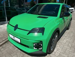 Grün Neu 2025 Renault R5 Evolution Kleinwagen | 28.100 € (Fairer Preis)