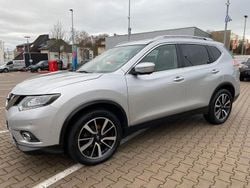 Silber Gebraucht 2015 Nissan X-Trail Tekna SUV | 10.490 € (Fairer Preis)