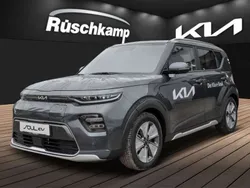 Grau Gebraucht 2023 Kia Soul EV Inspiration SUV | 34.870 € (Teuer)