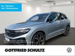 Silber Gebraucht 2025 VW Touareg Style SUV | 92.480 €
