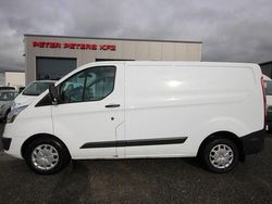 Weiß Gebraucht 2016 Ford Transit Custom Trend Limousine | 7.650 €