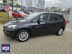 Schwarz Gebraucht 2017 BMW 218 Active Tourer Advantage Van / Kleinbus | 13.989 € (Fairer Preis)