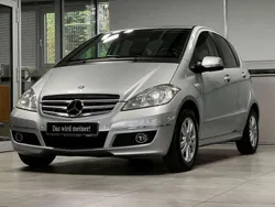 Silber Gebraucht 2010 Mercedes A160 Avantgarde Limousine | 10.870 €