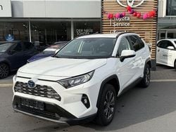 Schneeweiß Gebraucht 2023 Toyota RAV4 Hybrid Team SUV | 37.990 € (Fairer Preis)