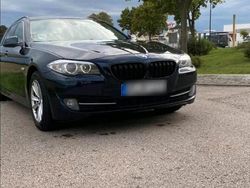 Blau Gebraucht 2010 BMW 530 Kombi | 7.800 € (Fairer Preis)