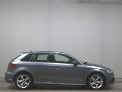 Grau Gebraucht 2019 Audi A3 Sport Limousine | 17.980 € (Guter Preis)