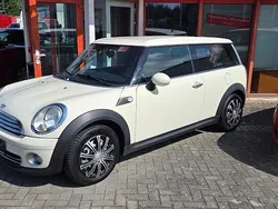 Beige Gebraucht 2010 Mini One Clubman Kombi | 6.999 € (Etwas zu teuer)