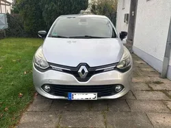 Silber Gebraucht 2015 Renault Clio IV LIMITED Limousine | 5.000 € (Fairer Preis)