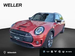 Rot Gebraucht 2024 Mini Cooper S Clubman Kombi | 31.950 € (Guter Preis)