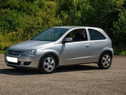 Silber Gebraucht 2006 Opel Corsa Limousine | 890 € (Fairer Preis)
