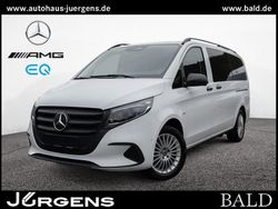 Weiss bergkristallweiss metallic Gebraucht 2024 Mercedes Vito Van / Kleinbus | 48.990 €