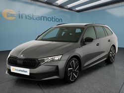 Grau Neu 2025 Skoda Octavia Kombi | 40.949 € (Etwas zu teuer)
