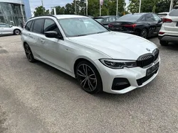 Weiß Gebraucht 2021 BMW 320 M Sport Kombi | 24.499 € (Guter Preis)