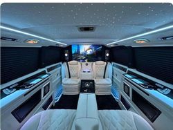 Schwarz Gebraucht 2025 Mercedes V300 Van / Kleinbus | 169.900 €