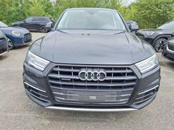 Grau Gebraucht 2017 Audi Q5 Sport SUV | 25.490 € (Etwas zu teuer)
