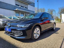 Grenadillschwarz metallic Neu 2025 VW Golf VIII Limousine | 27.990 € (Guter Preis)