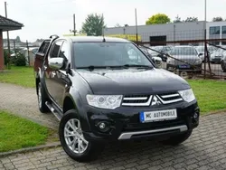 Schwarz metallic Gebraucht 2015 Mitsubishi L200 Diamant Edition Abholung | 16.500 € (Teuer)