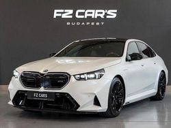 Weiß Gebraucht 2025 BMW M5 Performance Limousine | 130.888 € (Guter Preis)