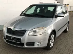 Silber Gebraucht 2009 Skoda Fabia Style Limousine | 3.500 € (Fairer Preis)