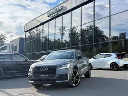 Grau Gebraucht 2017 Audi Q2 Edition .1 SUV | 21.990 € (Etwas zu teuer)
