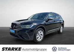 Schwarz (deep black perleffekt) Gebraucht 2024 VW Tiguan Allspace Life SUV | 36.730 € (Guter Preis)