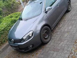 Grau Gebraucht 2010 VW Golf VI Comfortline Kombi | 3.499 € (Superpreis)