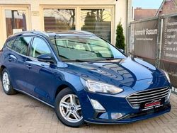 Blau Gebraucht 2020 Ford Focus Limousine | 11.390 € (Fairer Preis)