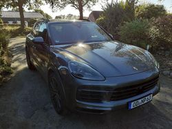 Grau Gebraucht 2020 Porsche Cayenne SUV | 56.000 € (Guter Preis)