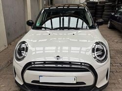 Weiß Gebraucht 2023 Mini Cooper Classic Kleinwagen | 25.750 € (Fairer Preis)