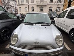 Silber Gebraucht 2003 Mini ONE Kleinwagen | 2.800 € (Etwas zu teuer)