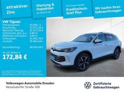 Weiß Gebraucht 2024 VW Tiguan IQ Drive SUV | 43.890 € (Fairer Preis)