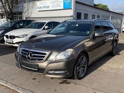 Braun Gebraucht 2012 Mercedes E250 Kombi | 8.000 € (Fairer Preis)