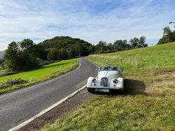 Weiß Gebraucht 1993 Morgan Plus 8 Cabrio | 37.900 €