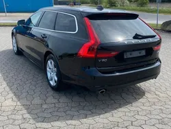 Schwarz Gebraucht 2019 Volvo V90 Momentum Kombi | 15.500 € (Guter Preis)