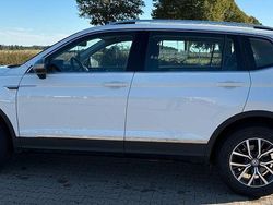 Weiß Gebraucht 2019 VW Tiguan Allspace Comfortline SUV | 19.900 € (Superpreis)