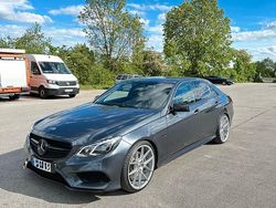 Grau Gebraucht 2014 Mercedes E400 Limousine | 18.800 €