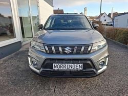 Grau Gebraucht 2023 Suzuki Vitara Comfort+ SUV | 21.790 € (Fairer Preis)