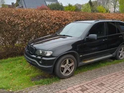 Schwarz Gebraucht 2002 BMW X5 Basis SUV | 3.100 € (Guter Preis)