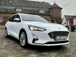 Weiß Gebraucht 2020 Ford Focus Titanium Kombi | 8.890 € (Superpreis)