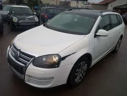 Weiß Gebraucht 2008 VW Golf VI Kombi | 1.985 €
