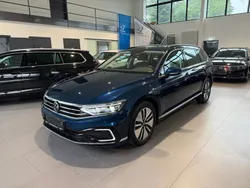 Blau Gebraucht 2022 VW Passat GTE Limousine | 23.999 € (Fairer Preis)