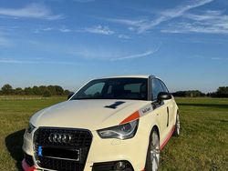Weiß Gebraucht 2012 Audi A1 Competition Kleinwagen | 9.720 € (Etwas zu teuer)