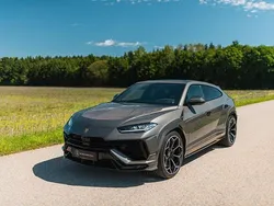 Grau Gebraucht 2023 Lamborghini Urus SUV | 315.350 € (Teuer)