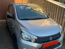 Silber Gebraucht 2014 Suzuki Celerio Basic Limousine | 2.000 € (Guter Preis)