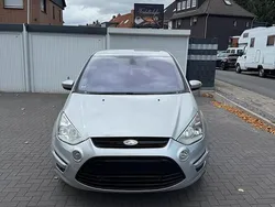 Silber Gebraucht 2016 Ford S-MAX S Van / Kleinbus | 7.600 € (Fairer Preis)
