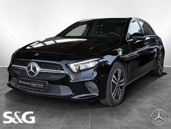 Metalliclack kosmosschwarz Gebraucht 2021 Mercedes A250 Limousine | 23.670 € (Fairer Preis)