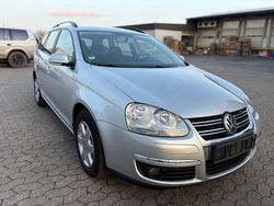 Silber Gebraucht 2008 VW Golf V Kombi | 7.950 €