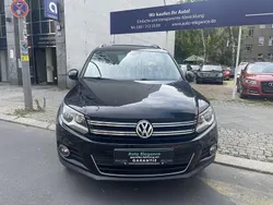 Deep black (metallic) Gebraucht 2015 VW Tiguan Cup SUV | 13.970 € (Fairer Preis)