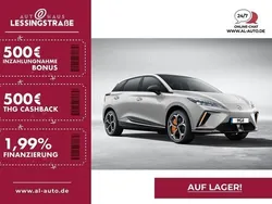 Hunter green&black roof Gebraucht 2022 MG MG4 EV Kleinwagen | 48.639 €