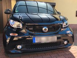 Schwarz Gebraucht 2017 Smart ForTwo Cabrio Cabrio | 11.300 € (Fairer Preis)